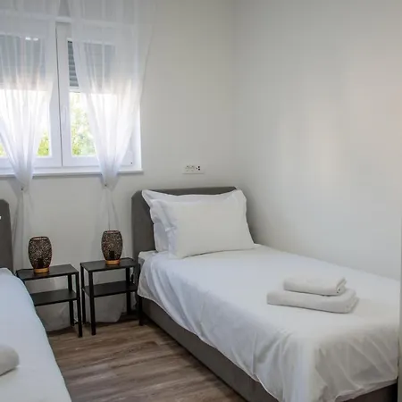 Sistov Apartment Kastela