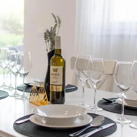 Sistov Apartamento Kaštela